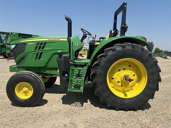 Image of John Deere 6110M equipment image 1