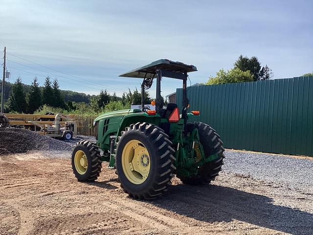 Image of John Deere 6115D equipment image 1