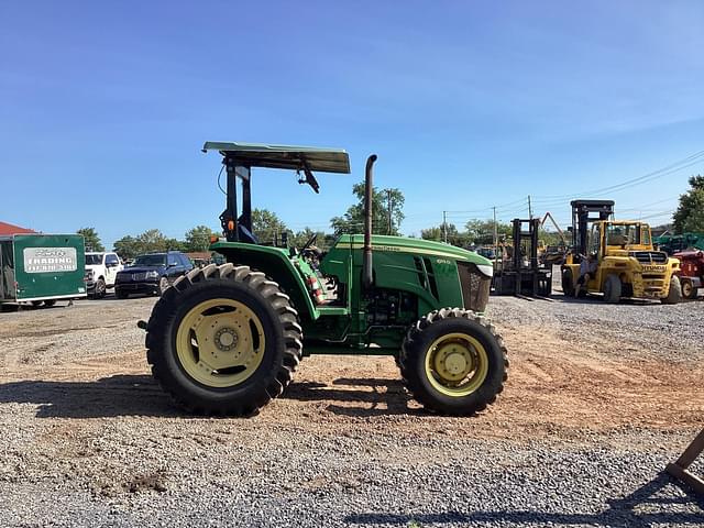 Image of John Deere 6115D equipment image 4