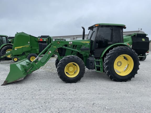 Main image John Deere 6120E