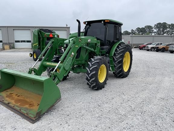 Image of John Deere 6120E equipment image 1