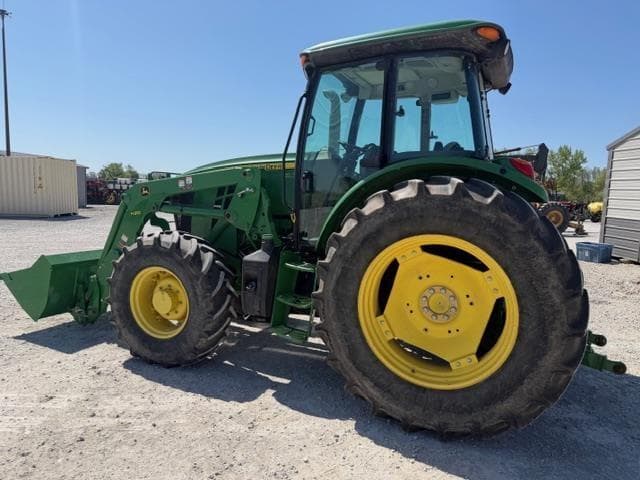 Image of John Deere 6120E equipment image 2