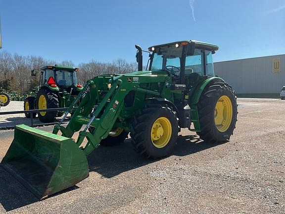 Image of John Deere 6120E equipment image 1