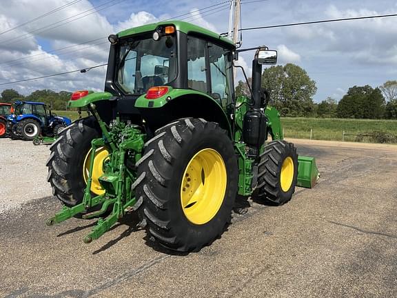 Image of John Deere 6120M equipment image 4