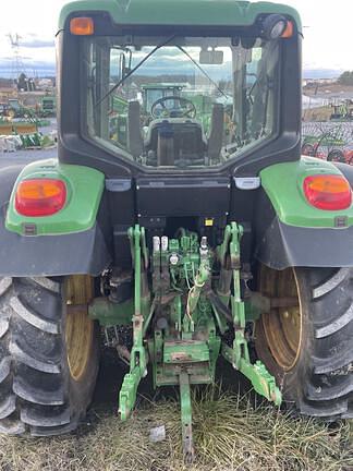 Image of John Deere 6120M equipment image 2