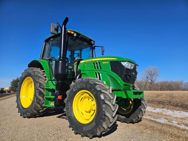 Image of John Deere 6120M equipment image 4
