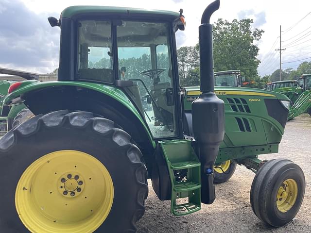 Image of John Deere 6120M equipment image 4