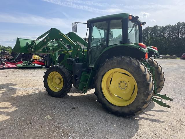 Image of John Deere 6120M equipment image 2