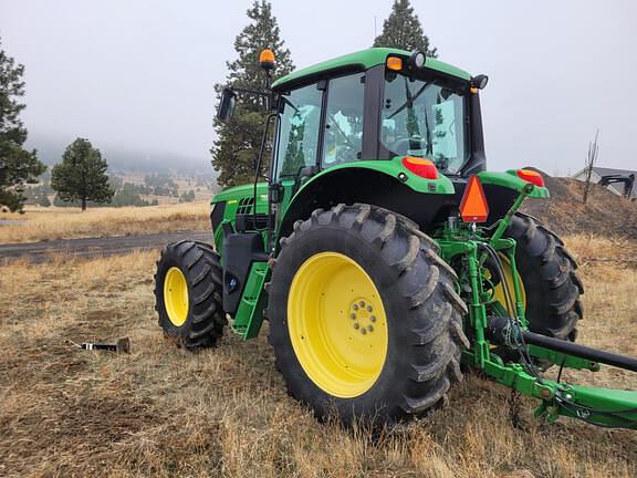 Image of John Deere 6120M equipment image 1