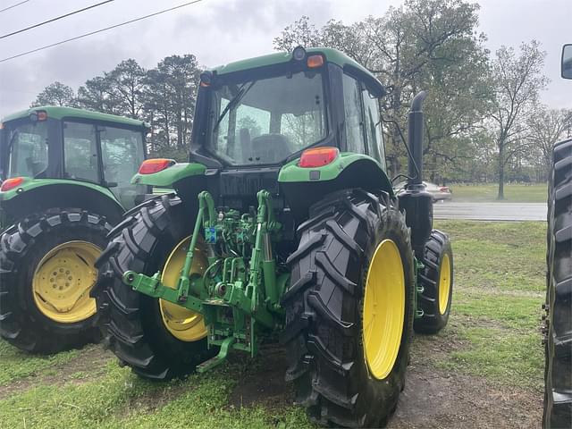 Image of John Deere 6120M equipment image 4