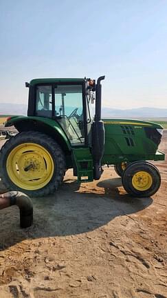 Image of John Deere 6120M equipment image 1