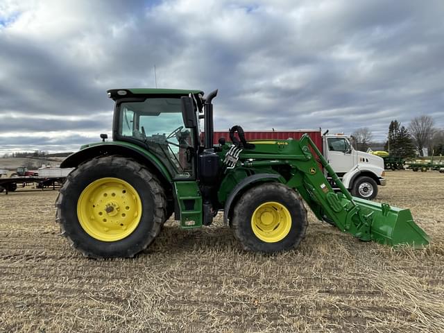 Image of John Deere 6120R equipment image 3