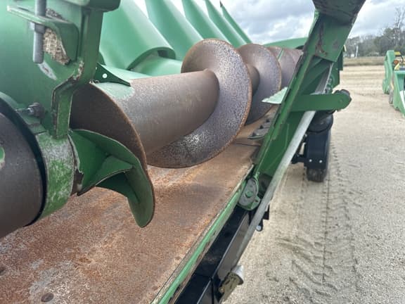 Image of John Deere 612C equipment image 4