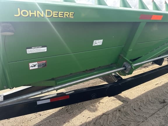 Image of John Deere 612C equipment image 3