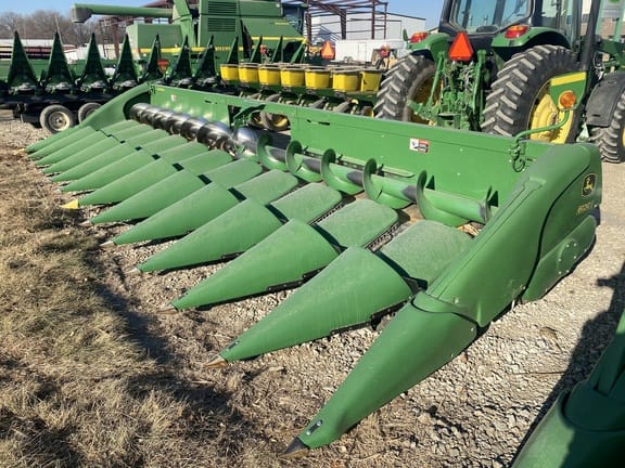 Main image John Deere 612C