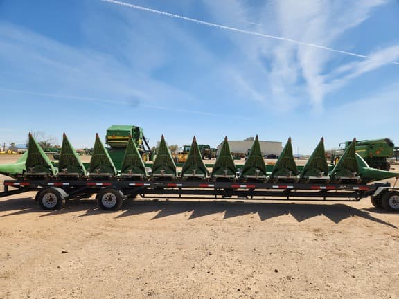 Image of John Deere 612C equipment image 3