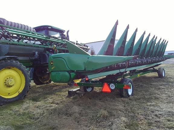 Image of John Deere 612C equipment image 2