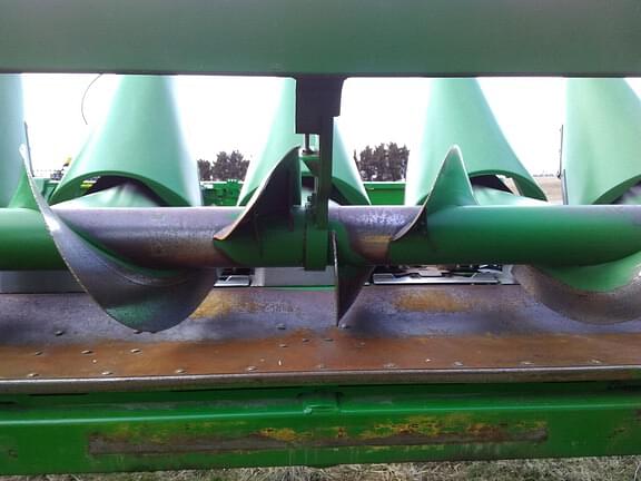 Image of John Deere 612C equipment image 4
