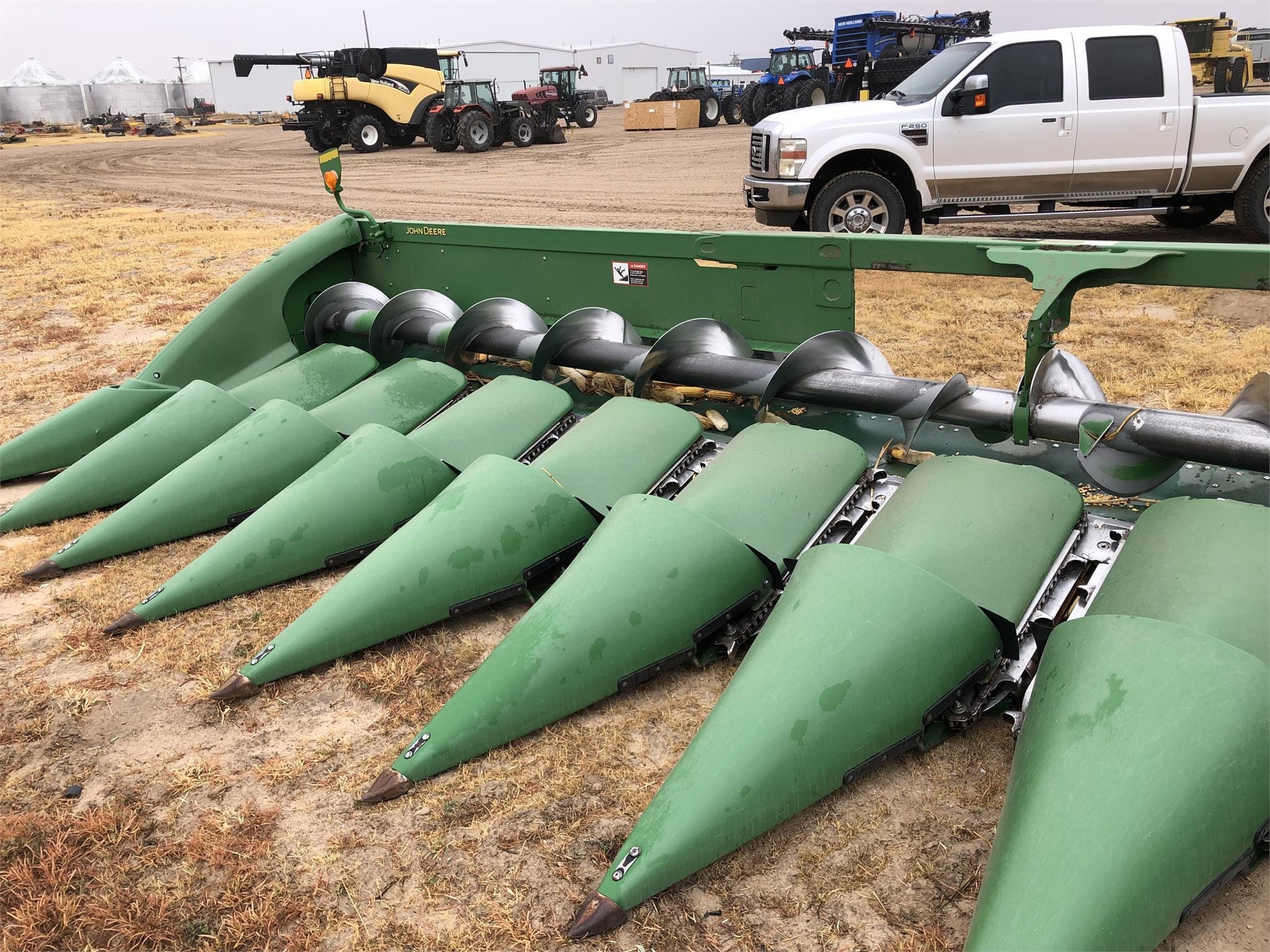 Main image John Deere 612C