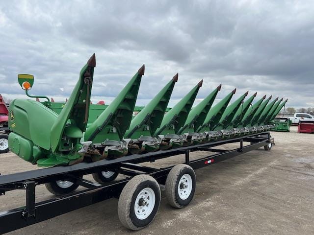 Main image John Deere 612C