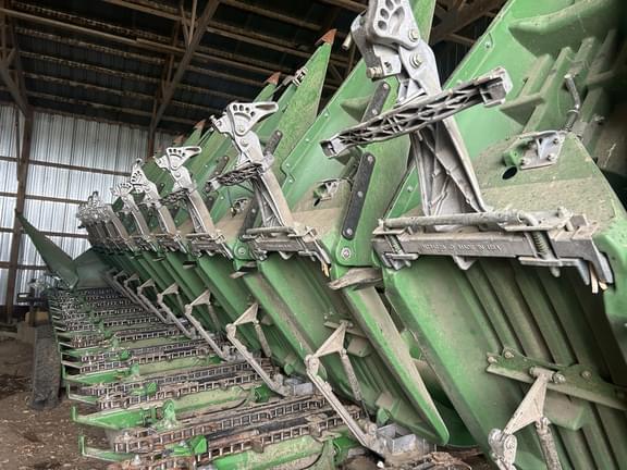 Image of John Deere 612C equipment image 2