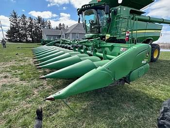 2017 John Deere 612FC Equipment Image0