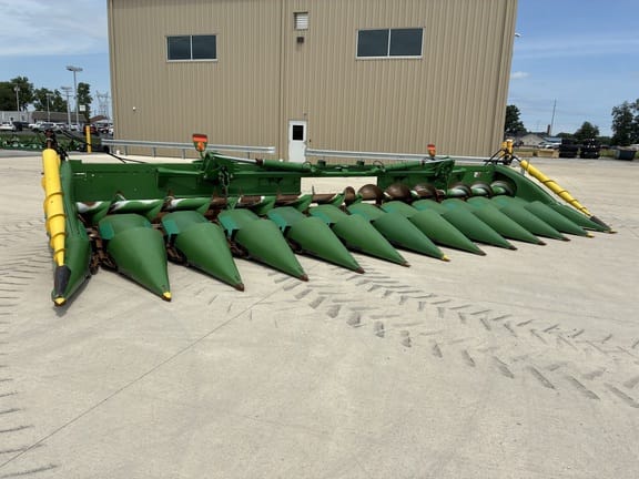 2017 John Deere 612FC Equipment Image0
