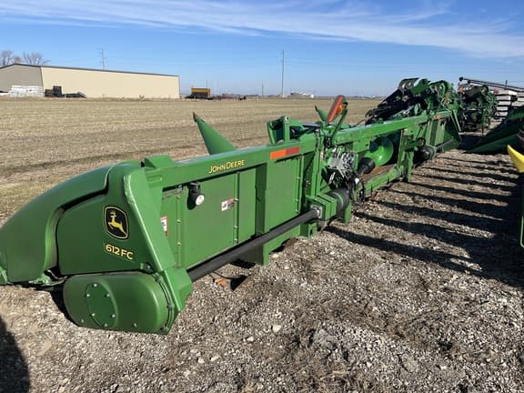Image of John Deere 612FC equipment image 2