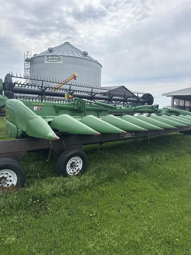 Image of John Deere 612FC equipment image 3