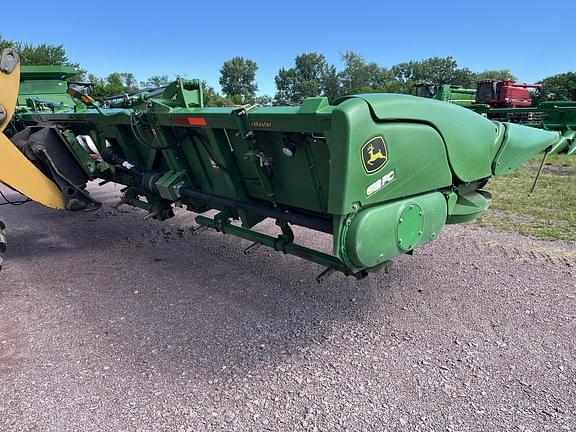 Image of John Deere 612FC equipment image 4