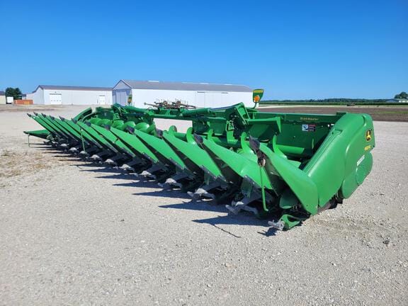2017 John Deere 612FC Equipment Image0