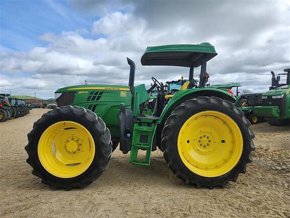 Image of John Deere 6130M equipment image 1