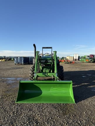 Image of John Deere 6130M equipment image 4
