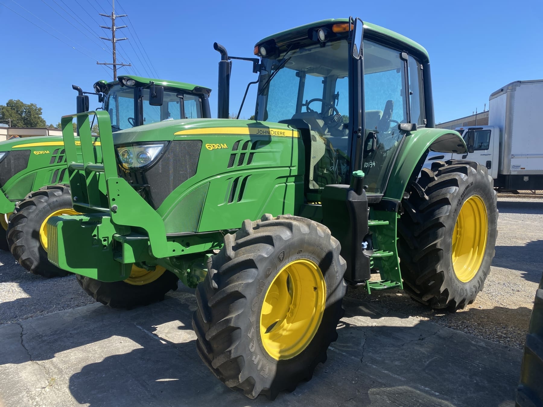 2017 John Deere 6130M Equipment Image0