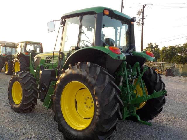 Image of John Deere 6130M equipment image 3