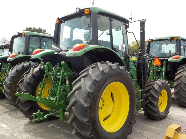 Image of John Deere 6130M equipment image 2