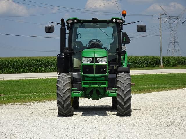 Image of John Deere 6130R equipment image 4