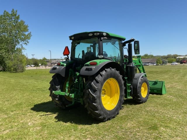 Image of John Deere 6130R equipment image 4