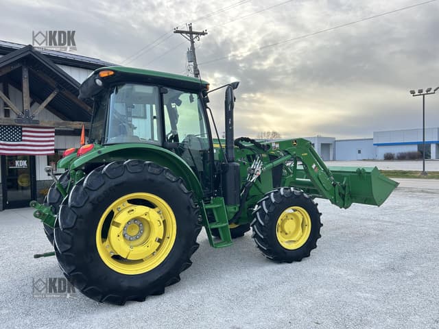 Image of John Deere 6135E equipment image 2