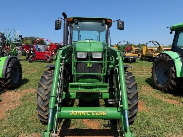 Image of John Deere 6135E equipment image 2