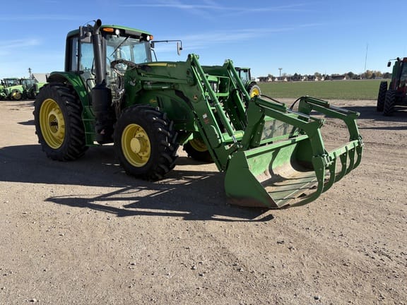 2017 John Deere 6145M Image