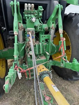 Image of John Deere 6145R equipment image 4