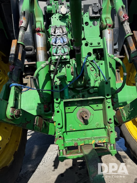 Image of John Deere 6145R equipment image 3