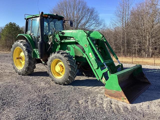 Image of John Deere 6155M equipment image 4