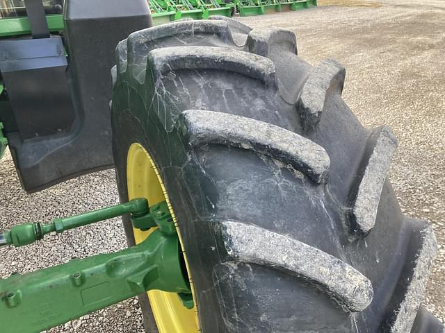 Image of John Deere 6155M equipment image 1