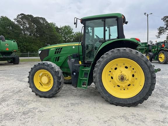 Image of John Deere 6155M equipment image 4