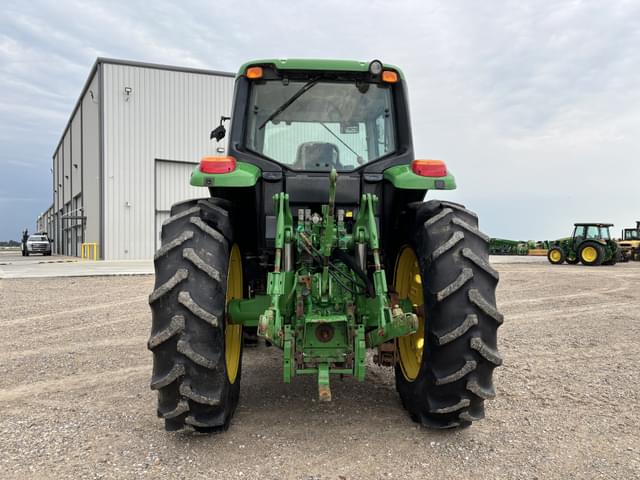 Image of John Deere 6155M equipment image 3