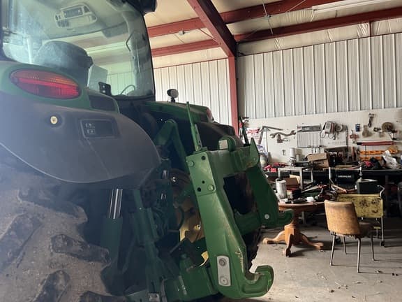 Image of John Deere 6155R equipment image 3