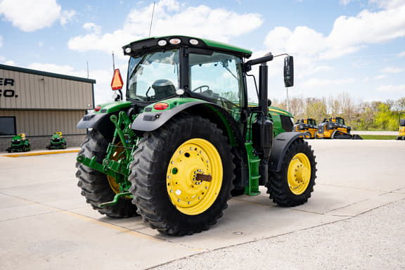 Image of John Deere 6155R equipment image 4