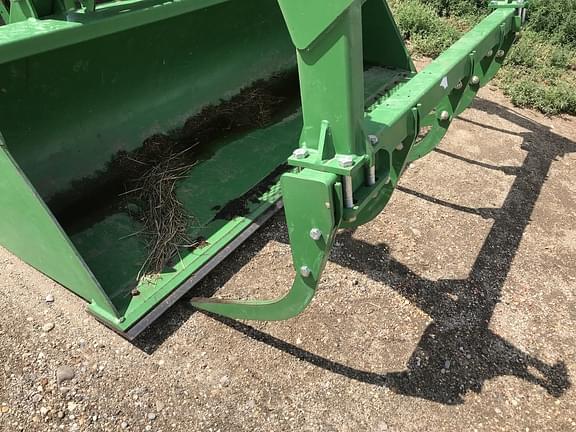 Image of John Deere 6155R equipment image 3